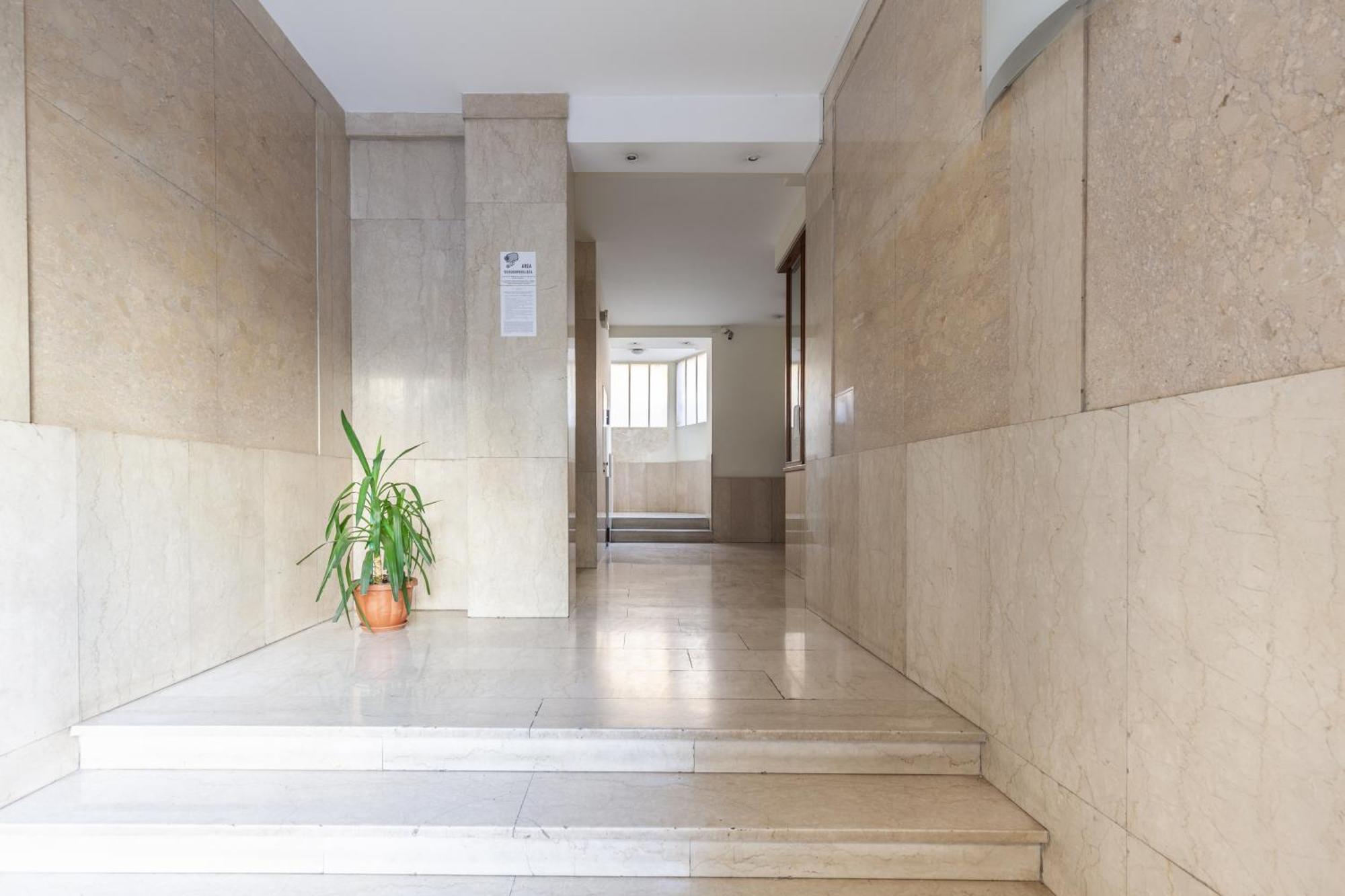 Hostly - Trieste Apartment *